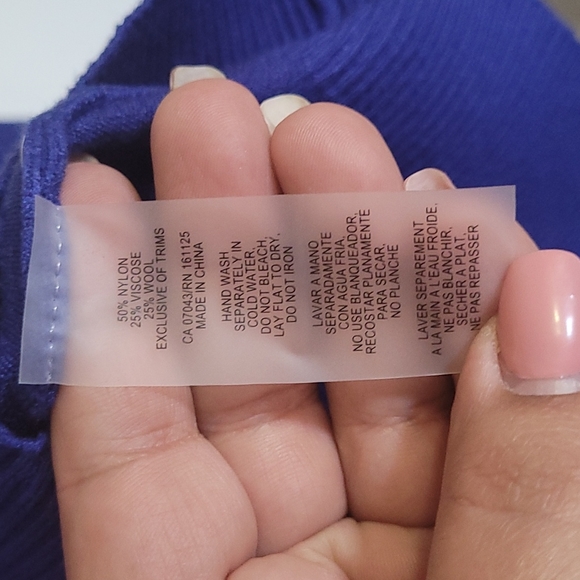 NWT - embellished Sweater - Picture 6 of 7